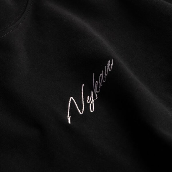Polera Oversize Out of Earth - Negra - Imagen 6