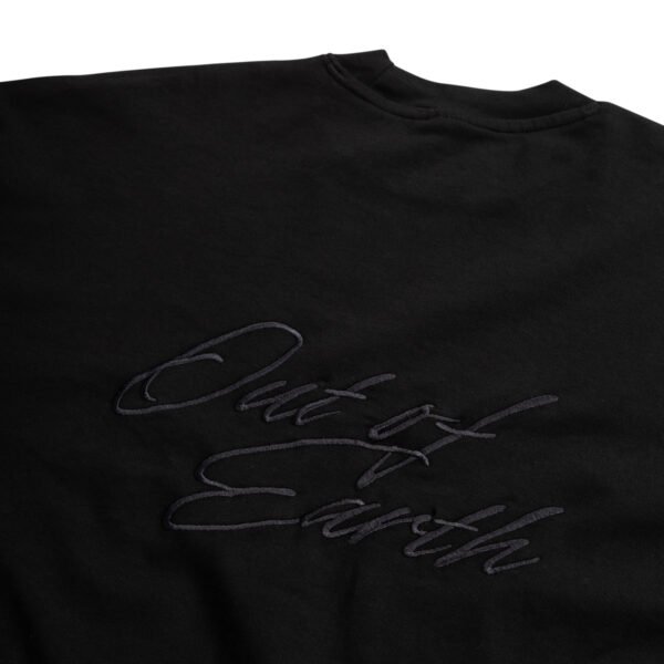 Polera Oversize Out of Earth - Negra - Imagen 5